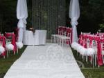 Esküvői textil pavilon dekoráció kristály függönnyel fehér szőnyeg dekorral